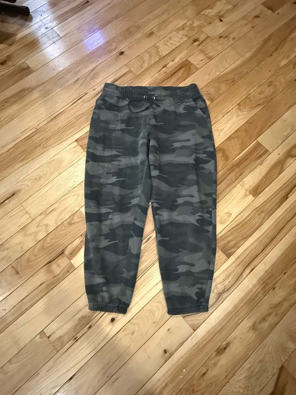Wild Fable Camouflage Sweatpants Size L Green